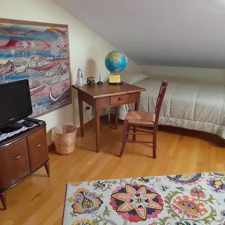 Apartament La Mansarda Di Daniela *